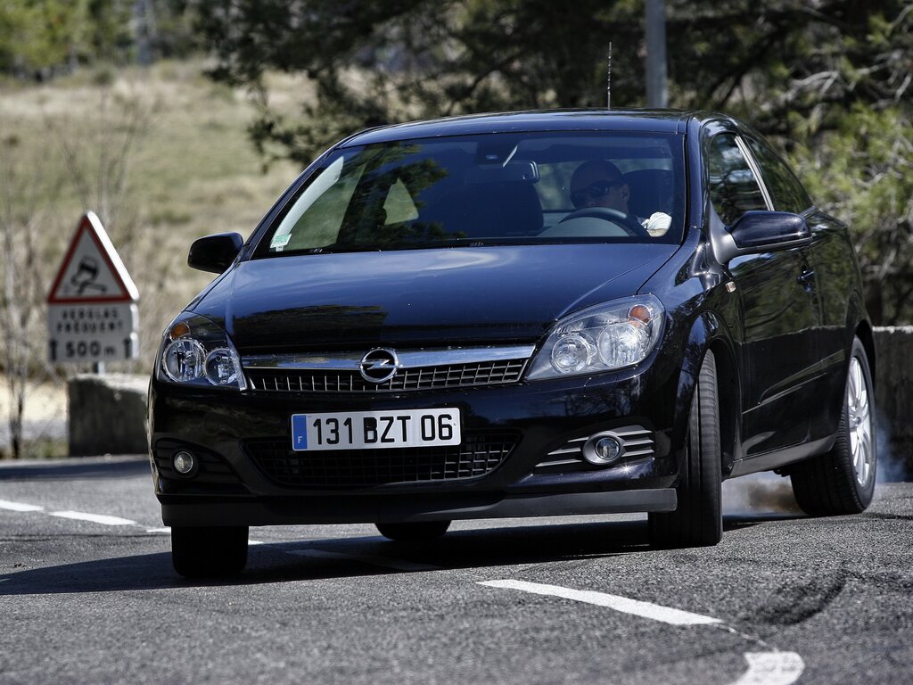 Opel Astra GTC (L08) 3 поколение, рестайлинг, хэтчбек 3 дв. (11.2006 - 09.2011)